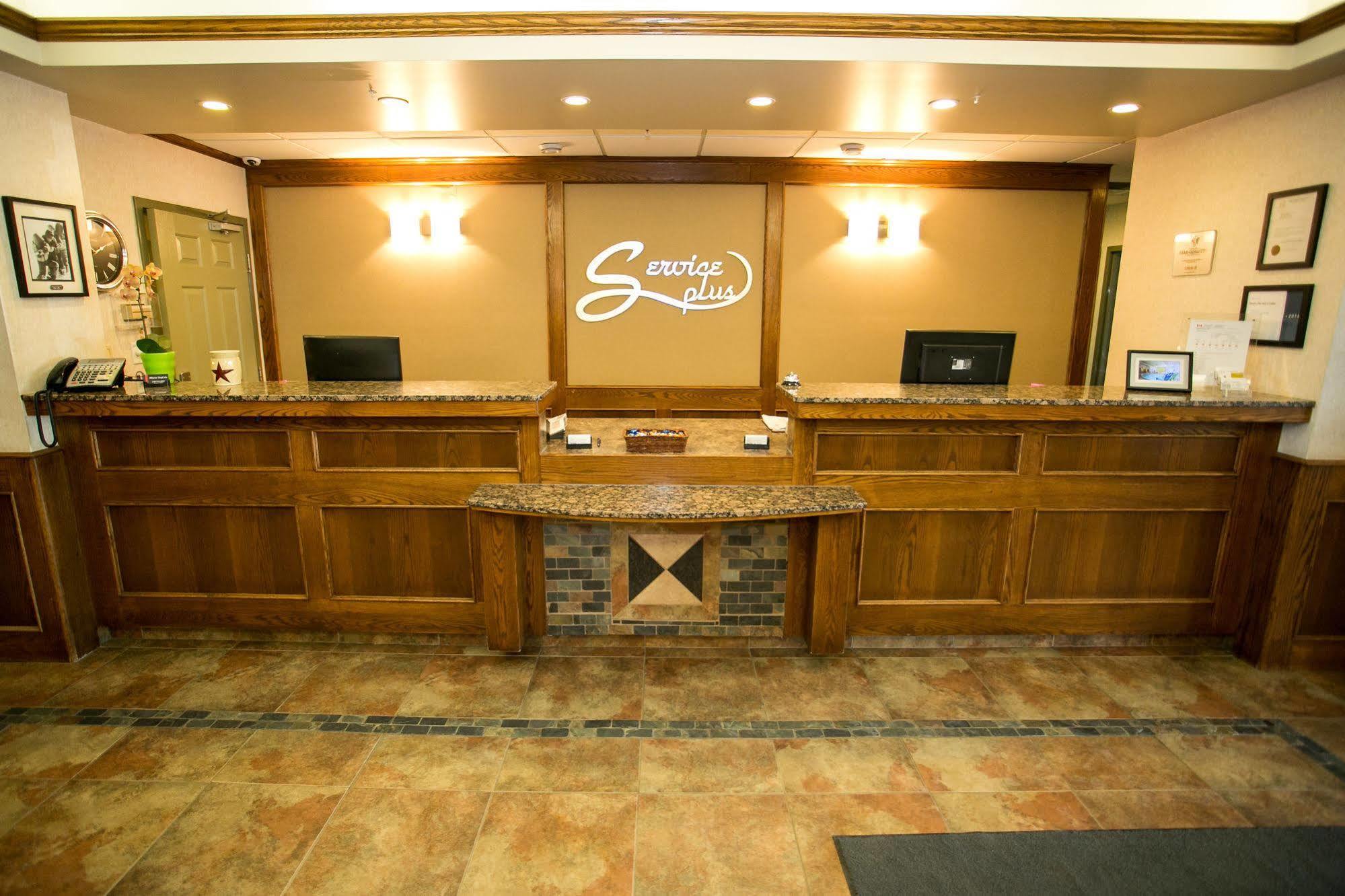 Service Plus Inns & Suites Drayton Valley Exterior foto
